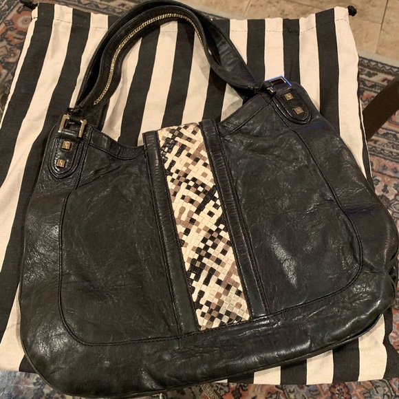 LAMB watchall black crinkled leather hobo bag - Picture 2 of 8